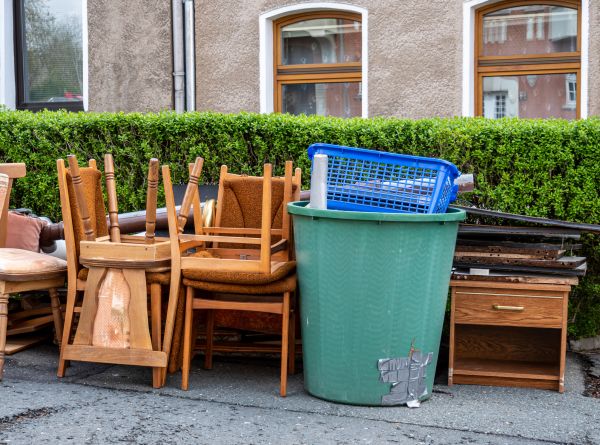 Chair Disposal Service in Pleasant Grove